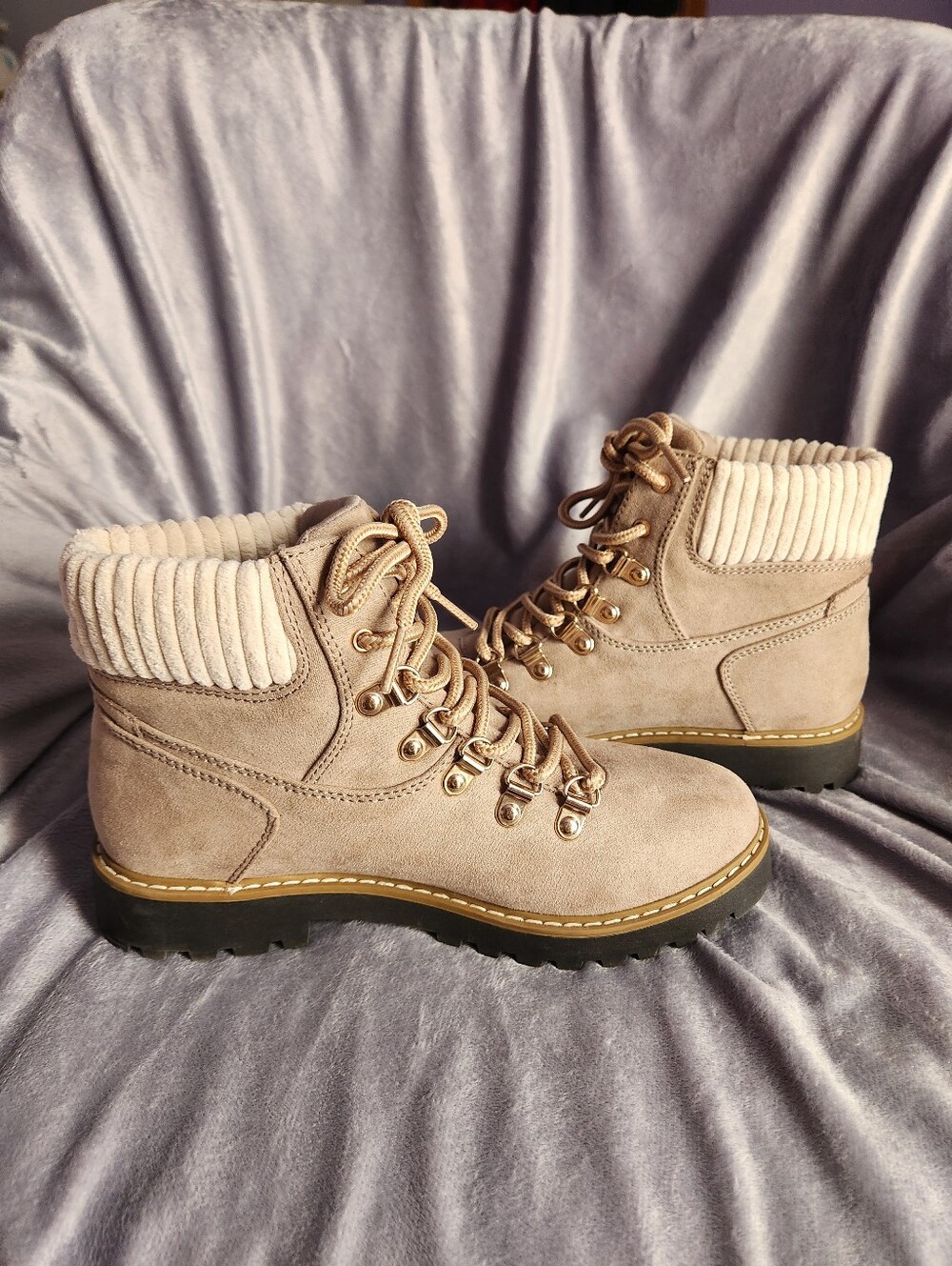 Cliffs Boots - Picture 6 of 6